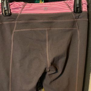 Athleta cropped leggings